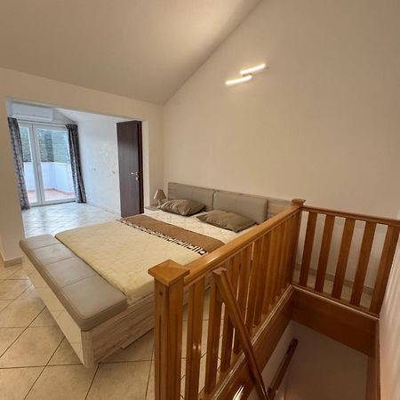 Apartments Vesna ティヴァト エクステリア 写真