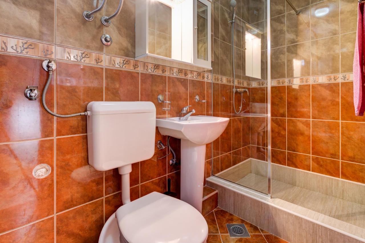 Apartments Vesna ティヴァト エクステリア 写真