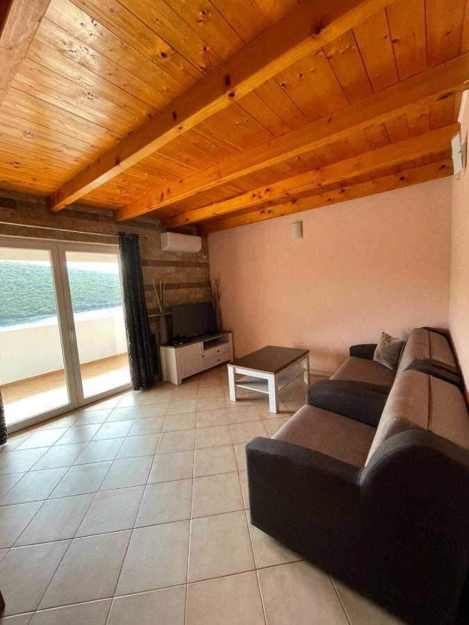 Apartments Vesna ティヴァト エクステリア 写真