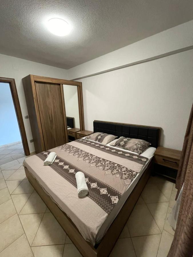 Apartments Vesna ティヴァト エクステリア 写真
