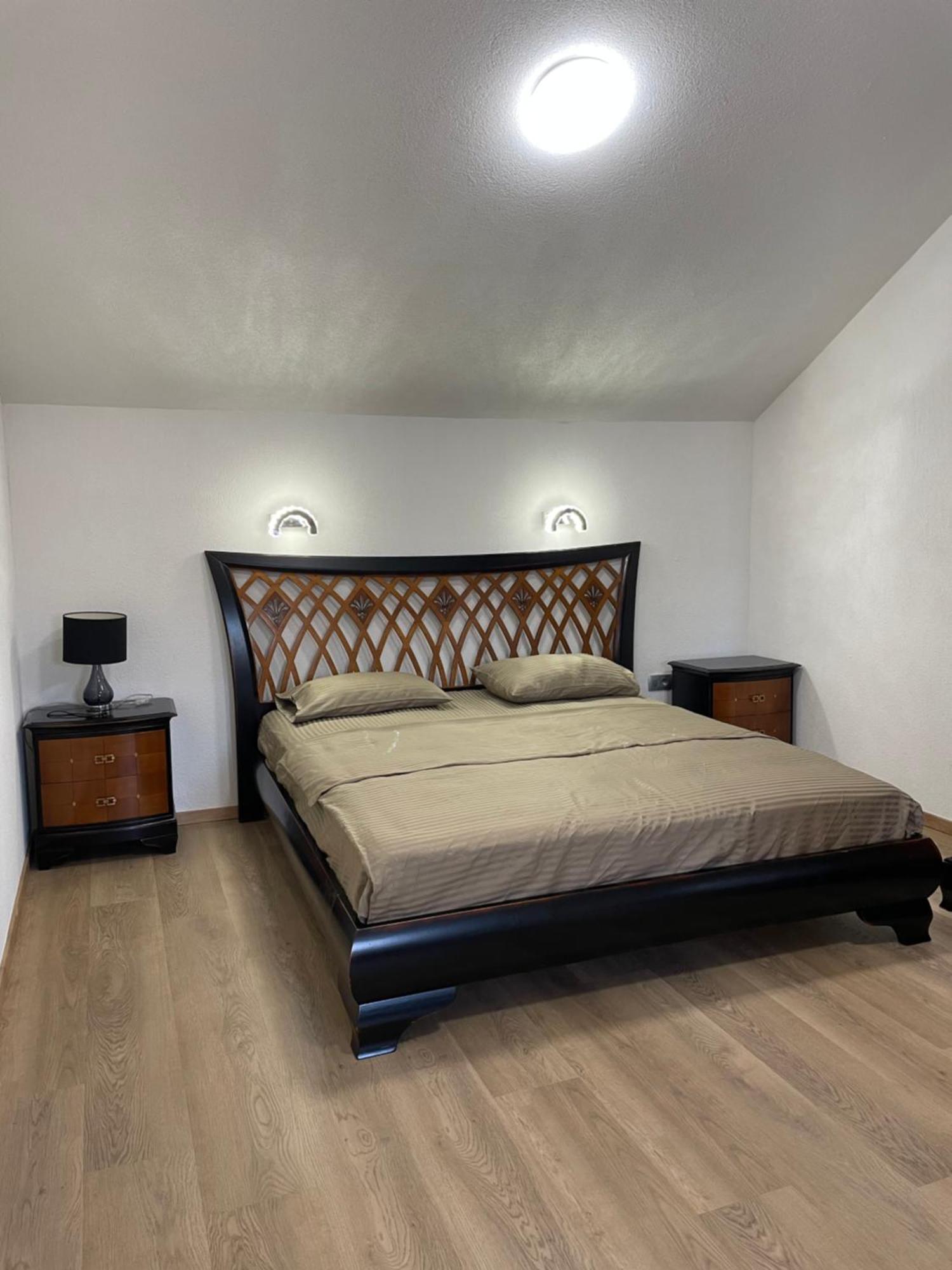 Apartments Vesna ティヴァト エクステリア 写真