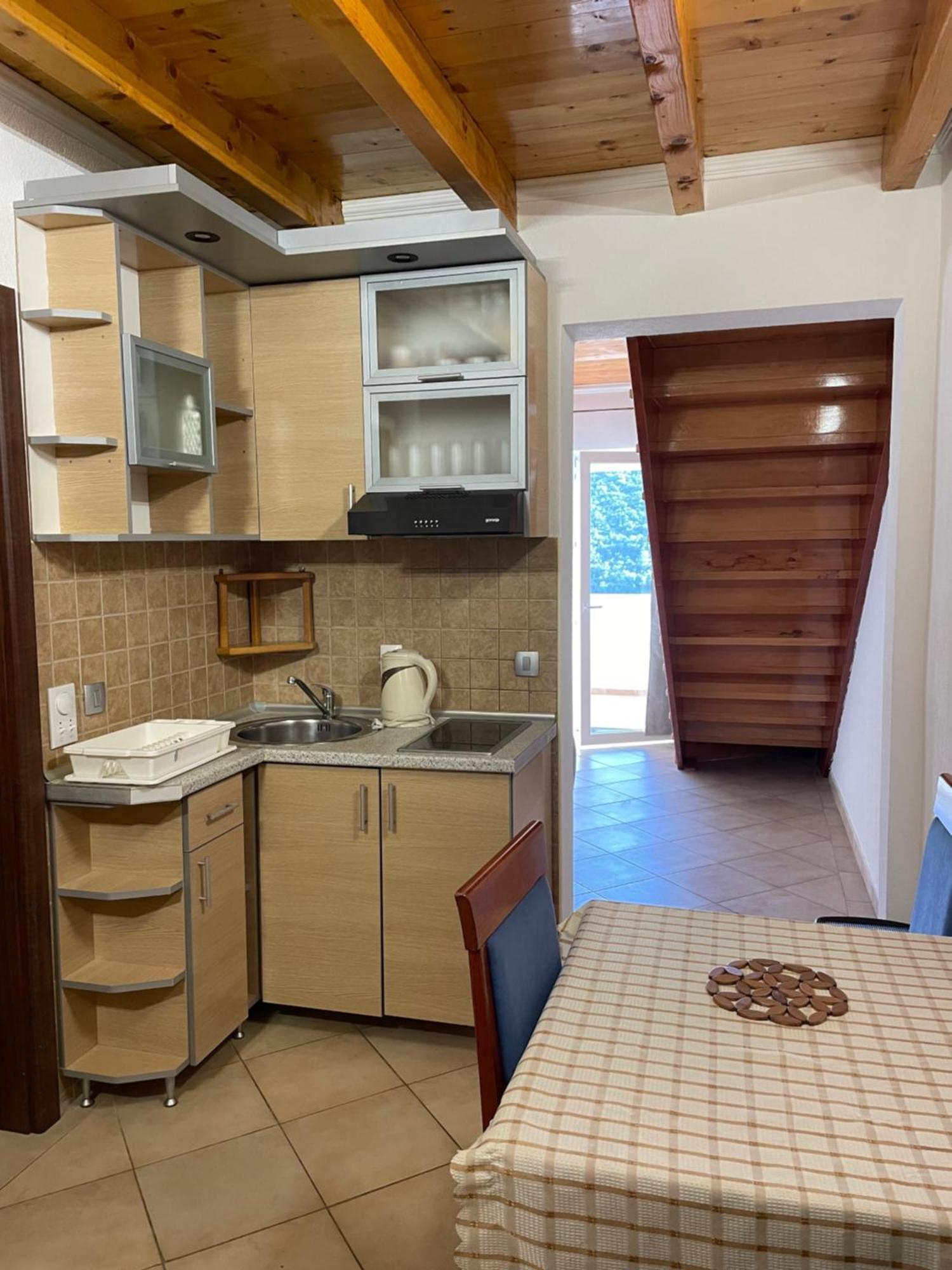 Apartments Vesna ティヴァト エクステリア 写真