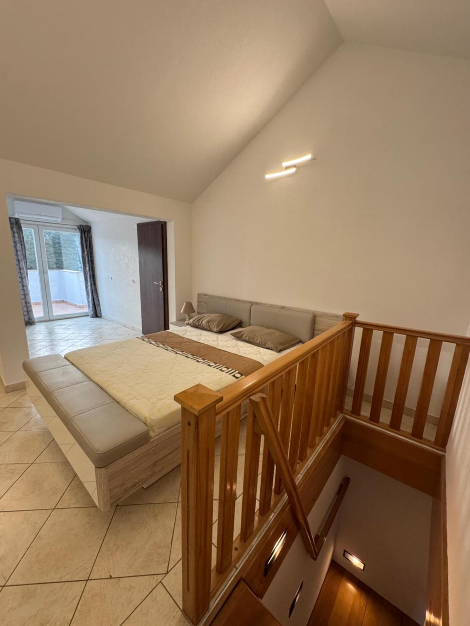 Apartments Vesna ティヴァト エクステリア 写真